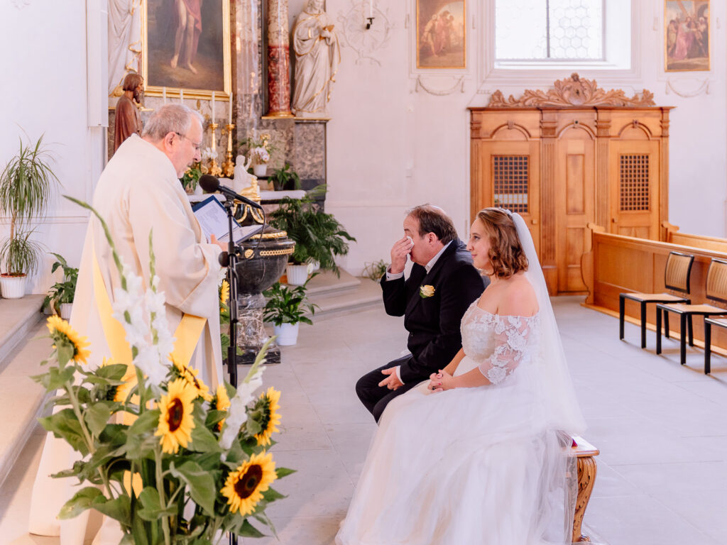 Hochzeitspaar, Brautpaar, Kirche, Schweiz