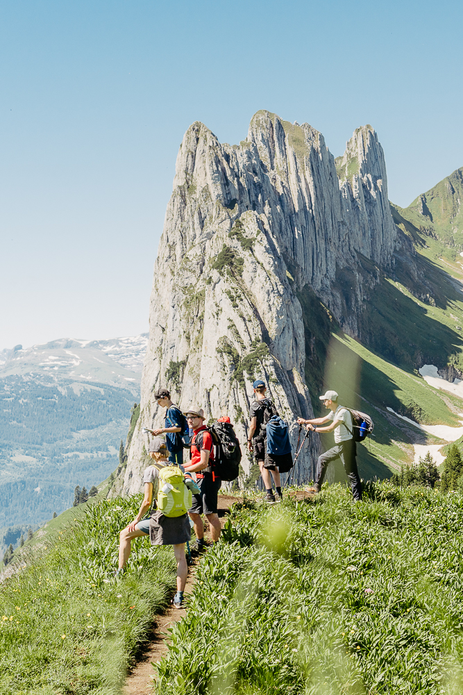 Familie in den schweizer Alpen, wandern, Anita Krüger Fotografie